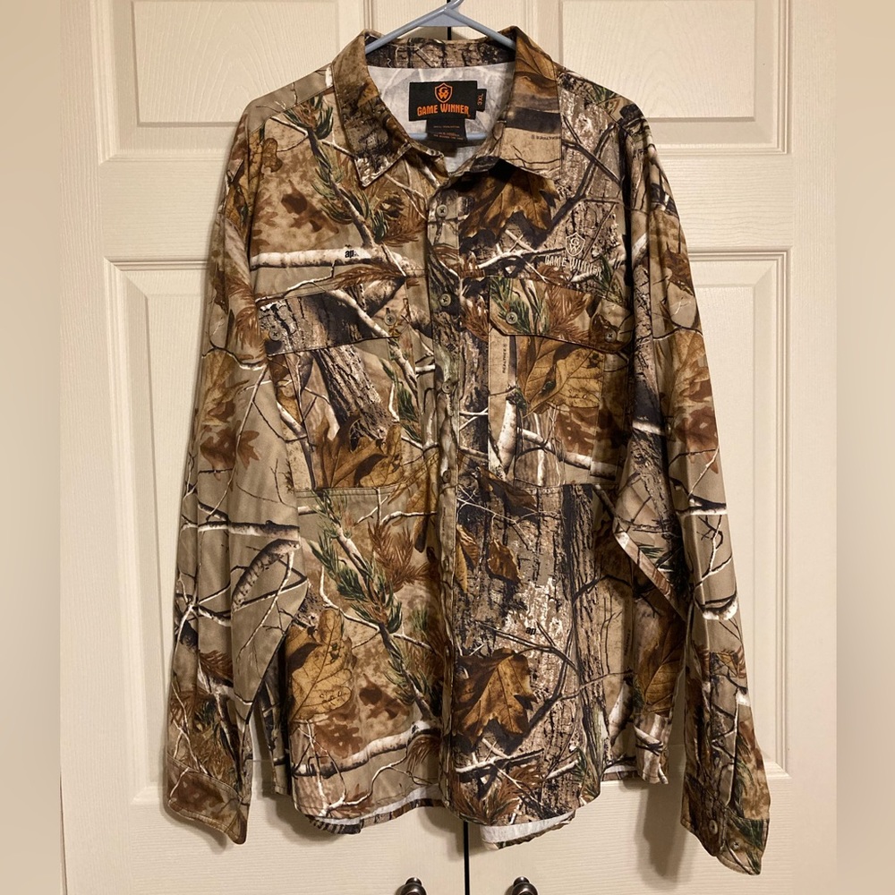 Game Winner camouflaged button down shirt size 3xl